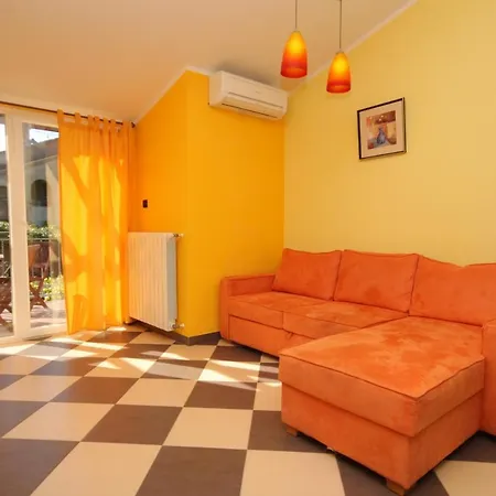 With A Parking Space - 7646 Apartamento Pula
